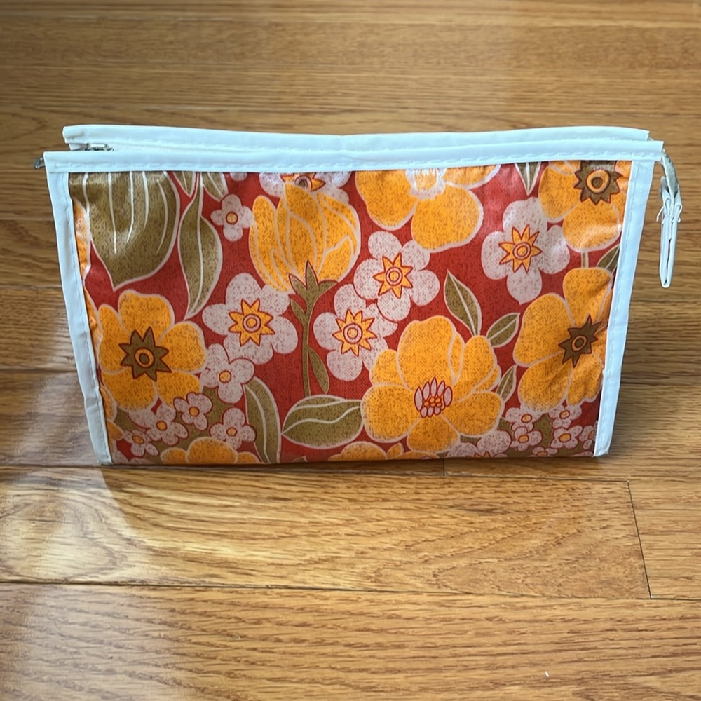 Vintage Red & Orange Zip Up Makeup Bag